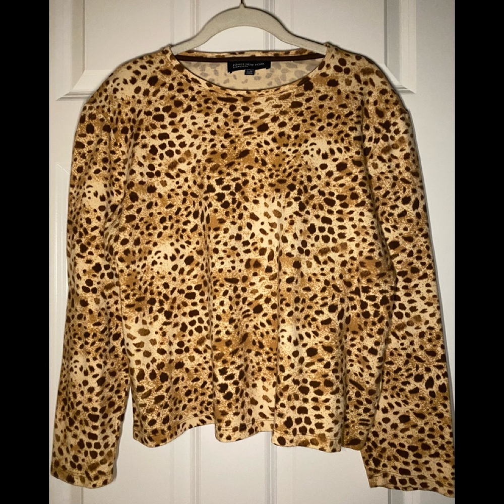EUC Jones New York crew neck, brown and golden yellow animal print tee.